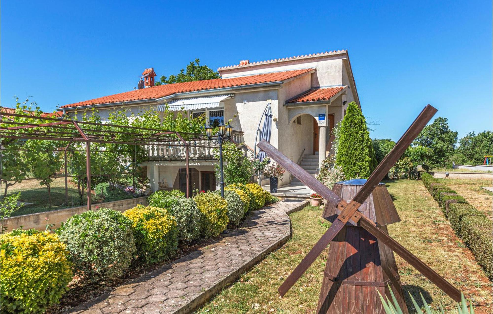 Awesome Studio In Pula With Wifi ภายนอก รูปภาพ